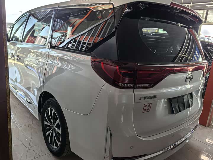 Фото 4 - GAC Trumpchi M8