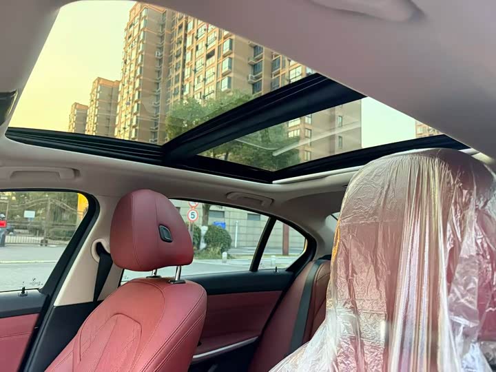 Фото 7 - BMW 3 Series