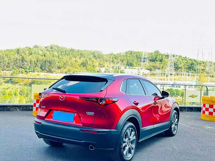 Фото 7 - Mazda CX-30
