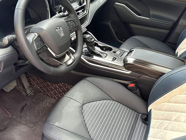 Фото 2 - Toyota Crown Kluger