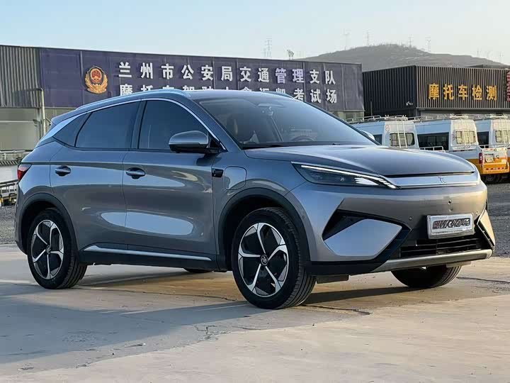 Фото 3 - BYD Yuan Plus