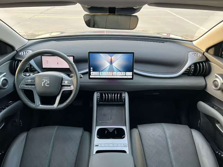 Фото 8 - BYD Yuan Plus