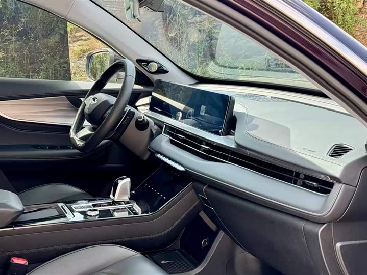 Фото 8 - Chery Tiggo 8