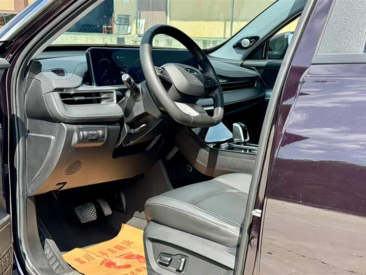 Фото 9 - Chery Tiggo 8