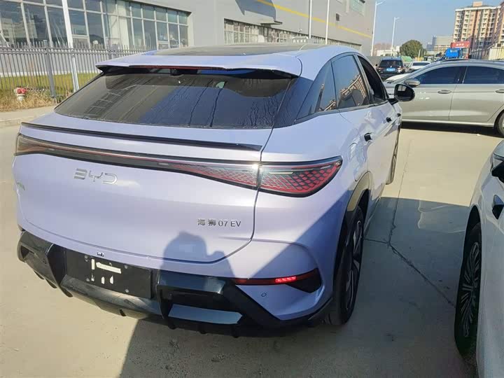 Фото 7 - BYD Sea Lion 07 EV