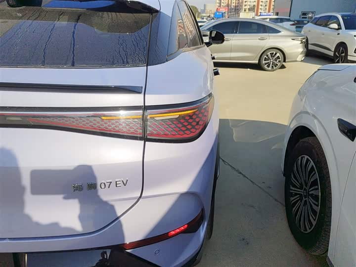 Фото 8 - BYD Sea Lion 07 EV