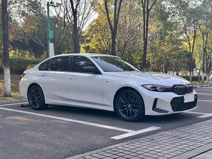 Фото 3 - BMW 3 Series