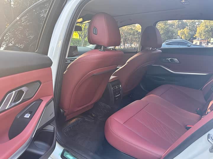 Фото 8 - BMW 3 Series