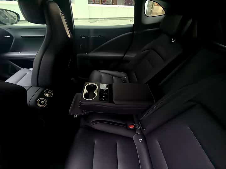 Фото 7 - Avatr 07