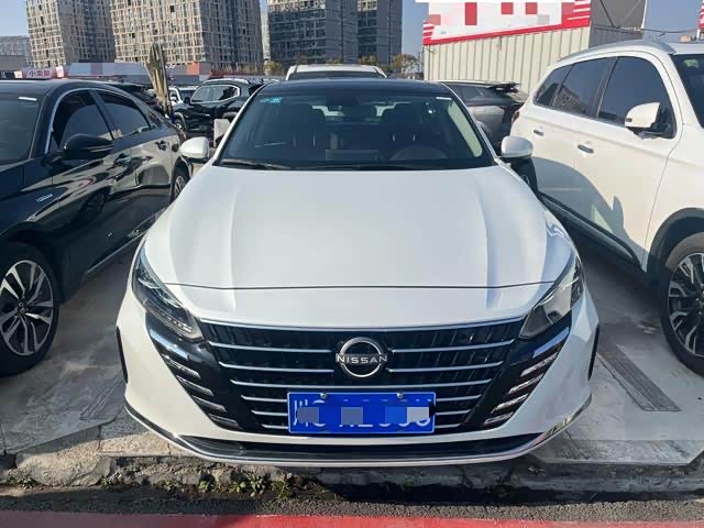 Фото 2 - Nissan Teana