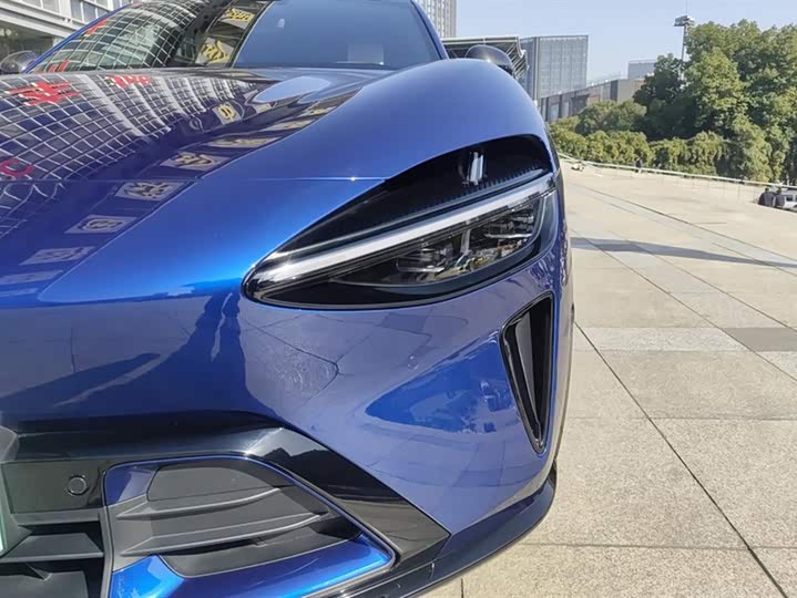 Фото 5 - Xiaomi YU7