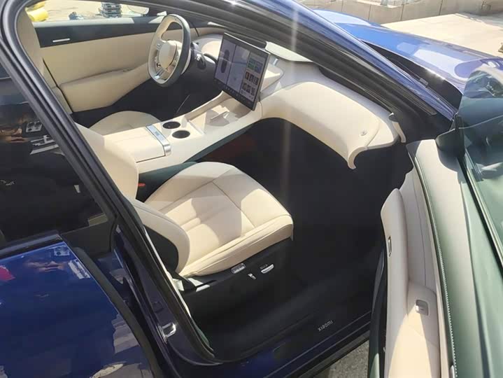 Фото 8 - Xiaomi YU7