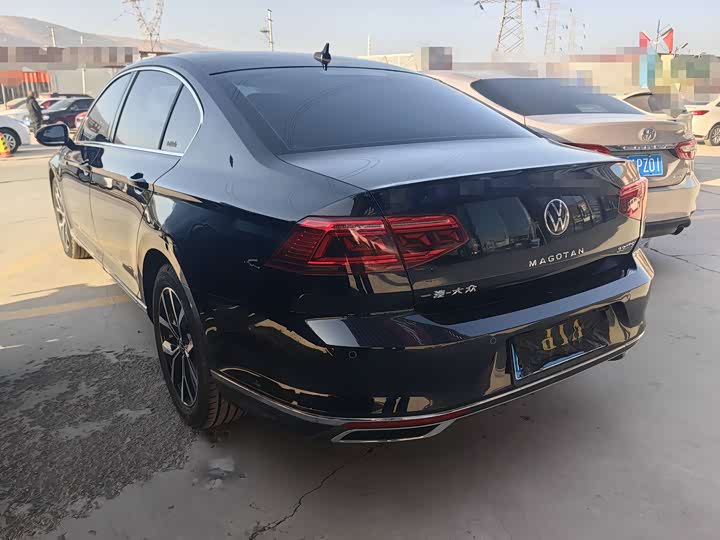 Фото 6 - Volkswagen Magotan