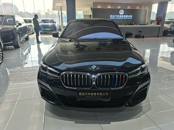 Фото 2 - BMW 5 Series