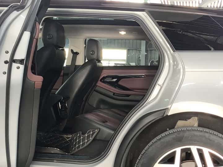 Фото 9 - Land Rover Range Rover Evoque L