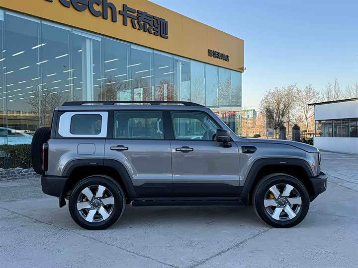 Фото 2 - BAIC Beijing BJ40 Hybrid