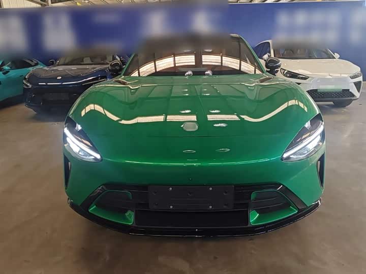 Фото 3 - Xiaomi YU7