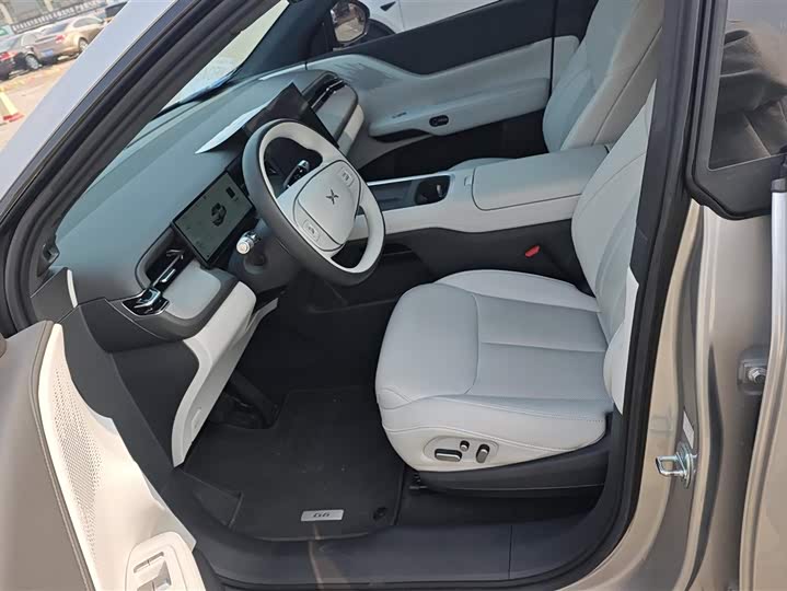 Фото 9 - XPeng G6