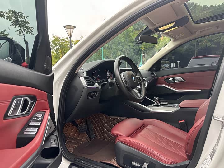 Фото 8 - BMW 3 Series