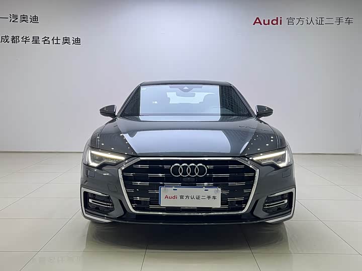 Фото 2 - Audi A6L
