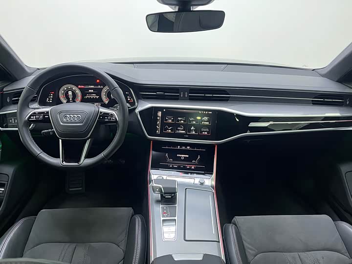 Фото 6 - Audi A6L