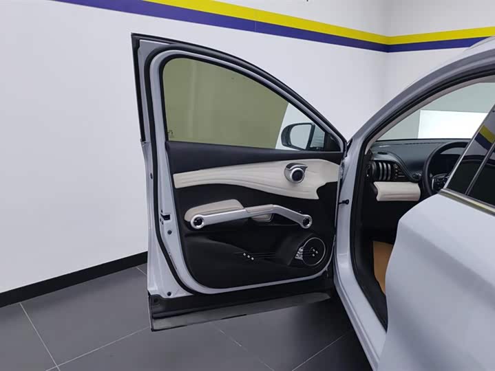 Фото 7 - BYD Yuan Plus