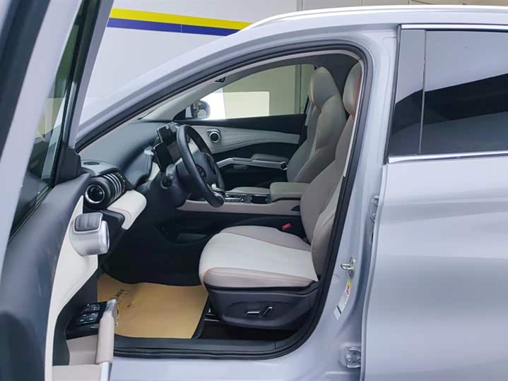 Фото 9 - BYD Yuan Plus