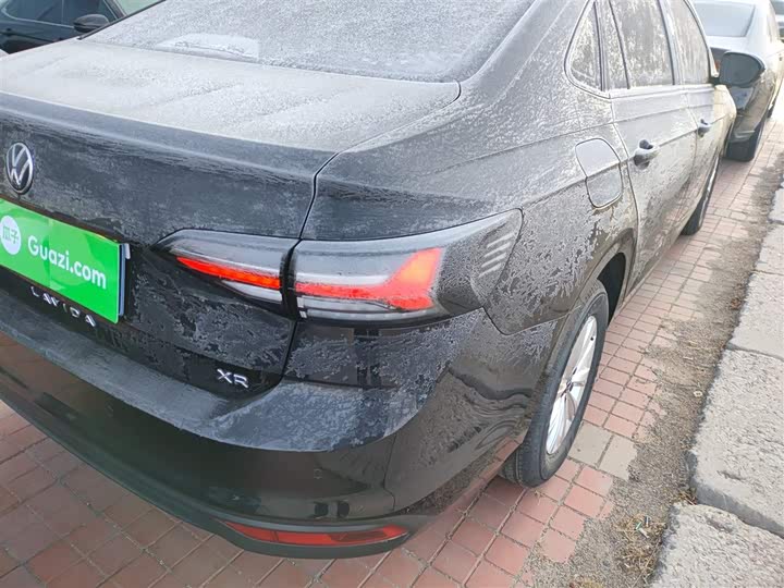 Фото 8 - Volkswagen Lavida