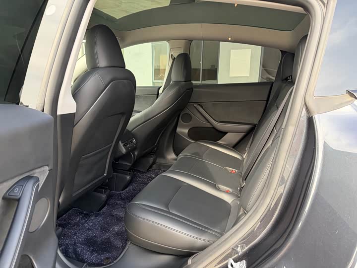 Фото 5 - Tesla Model Y