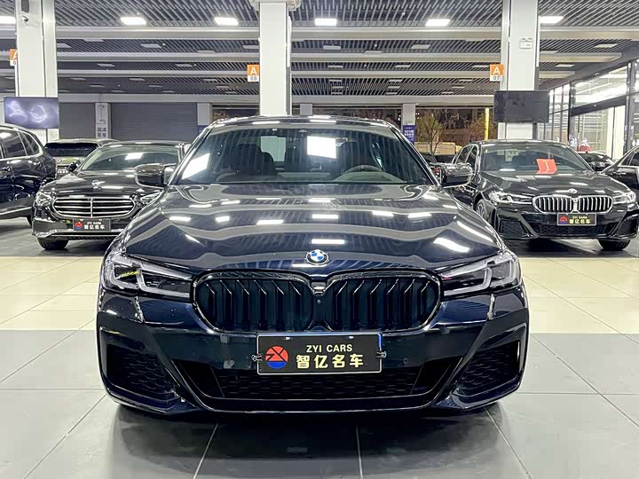 Фото 2 - BMW 5 Series