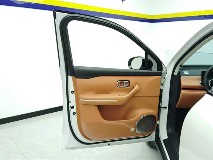 Фото 7 - Leapmotor C10