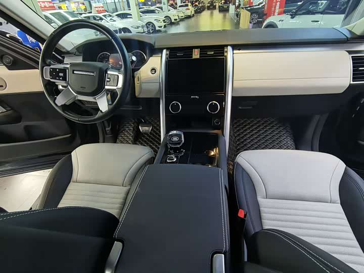 Фото 9 - Land Rover Discovery