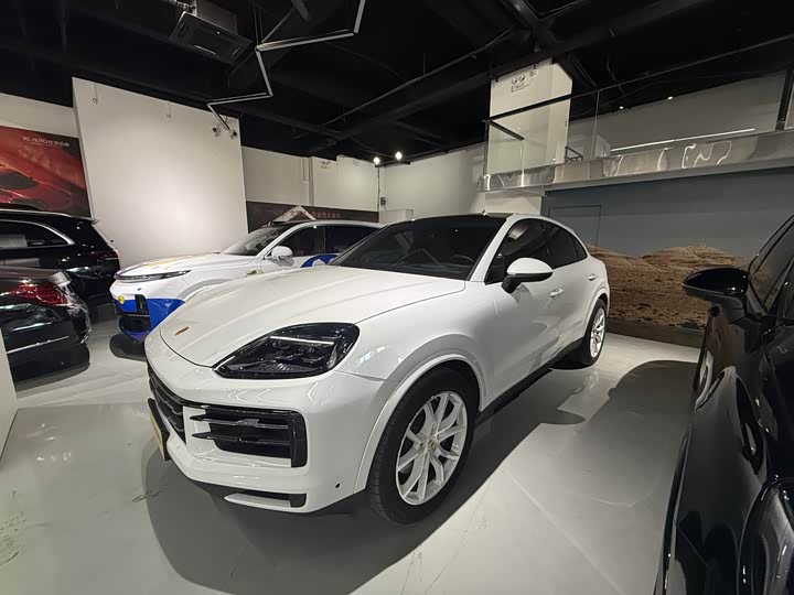 Фото 2 - Porsche Cayenne