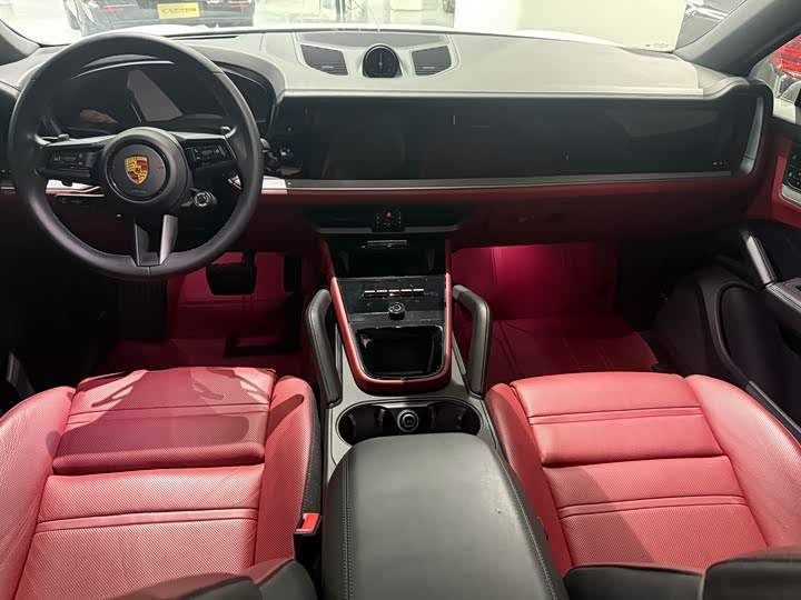 Фото 9 - Porsche Cayenne