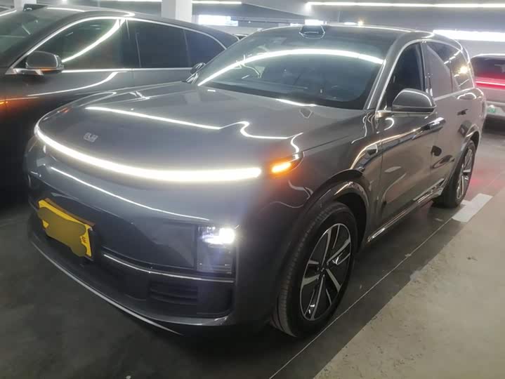 Фото 1 - LiXiang L8