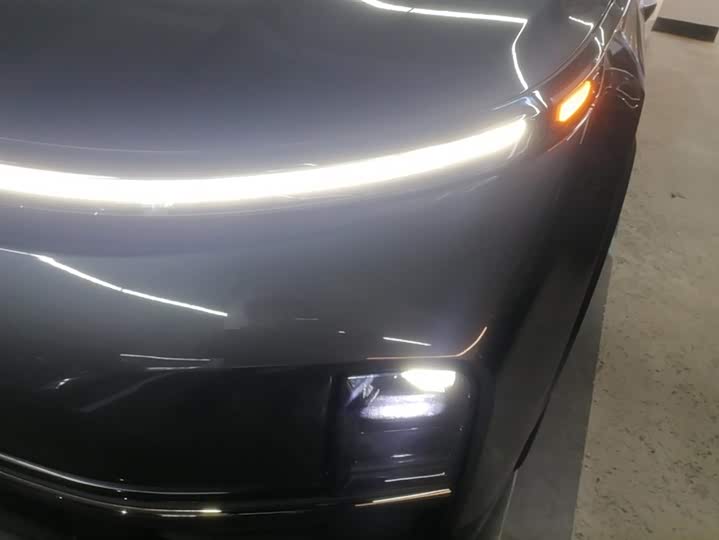 Фото 5 - LiXiang L8