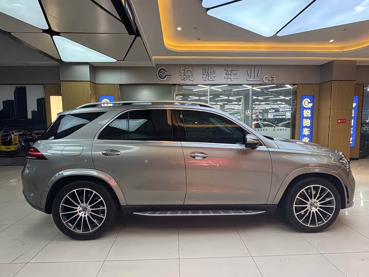 Фото 4 - Mercedes-Benz GLE-Class