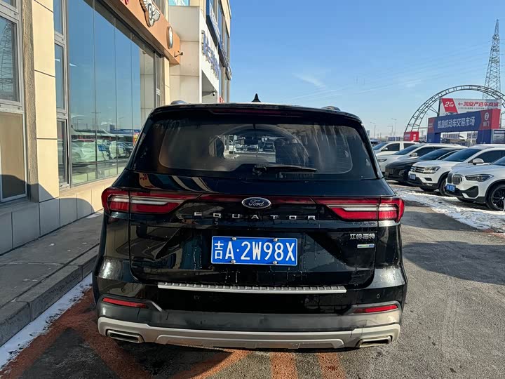 Фото 5 - Ford Equator