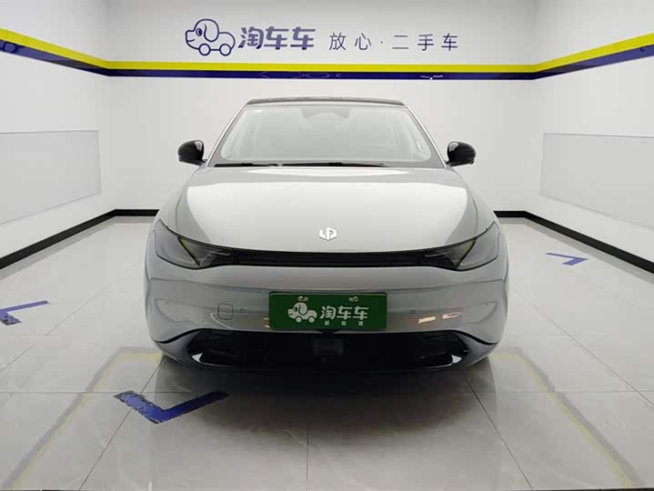 Фото 2 - Leapmotor C01