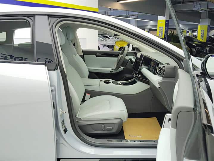 Фото 8 - Leapmotor C01