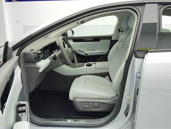 Фото 9 - Leapmotor C01