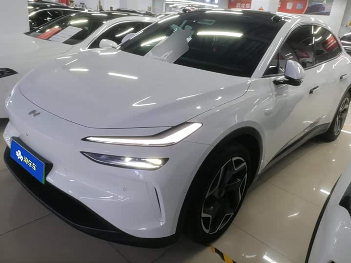 Фото 1 - Nio Onvo L60