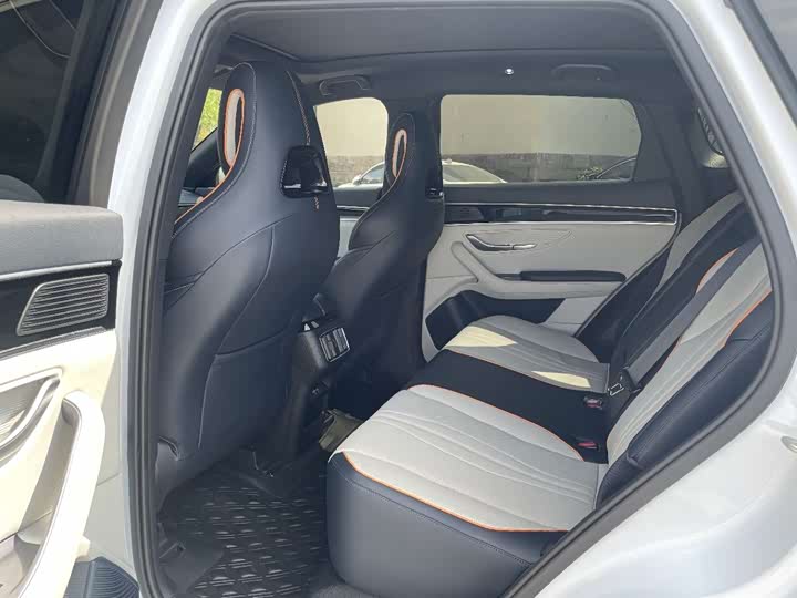 Фото 8 - BYD Song Plus Hybrid/EV