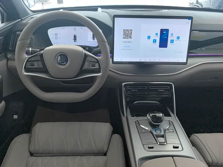 Фото 9 - BYD Tang Hybrid/EV