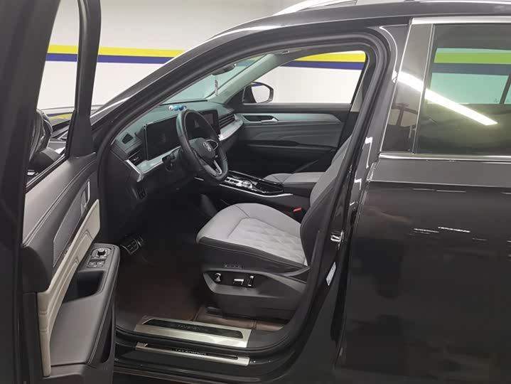 Фото 9 - Volkswagen Tavendor