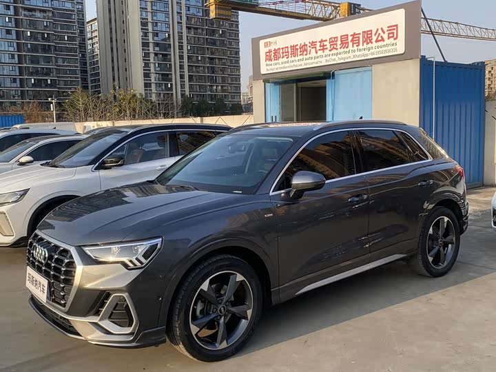 Фото 2 - Audi Q3