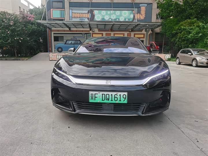 Фото 2 - BYD Han