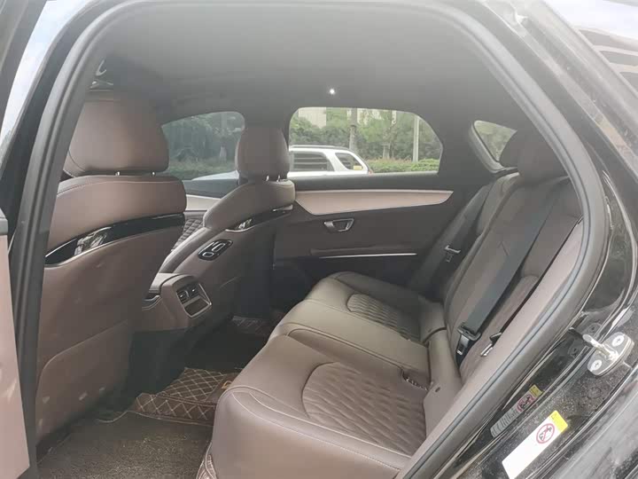 Фото 5 - BYD Han