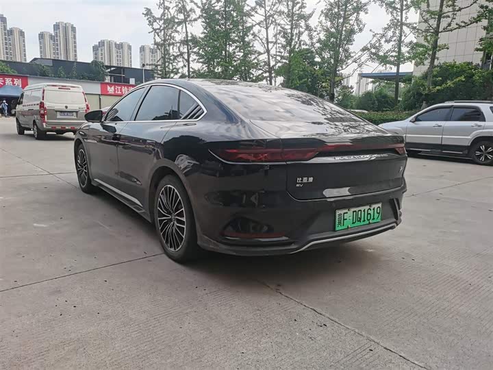 Фото 8 - BYD Han