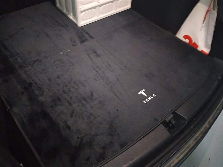 Фото 4 - Tesla Model Y